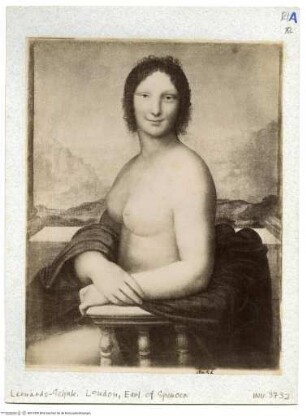 Frau mit entblößter Brust