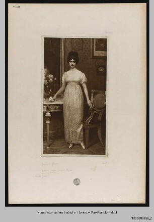 Ganzporträt einer jungen Dame im Festkleid (Clotilde Gallo?)