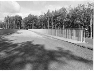 Überführung der L 1192 Rohr - Musberg in km 202,743 Stahlbrücke