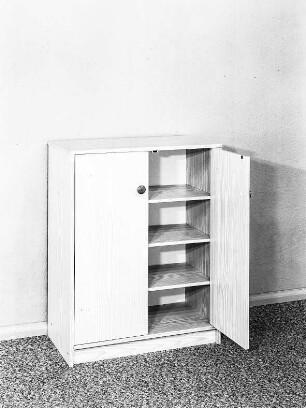 Garderobenschrank
