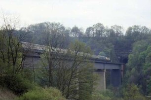 Schwäbisch Hall Lok Baureihe 218 UIC-X-Wagen Kocherviadukt Tullauer Tunnel Nordportal