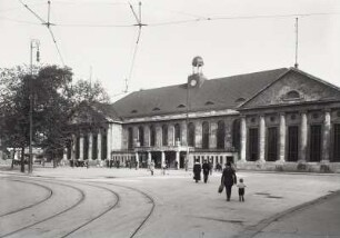 Wuppertal-Barmen, Hauptbahnhof : Wuppertal-Barmen. Hauptbahnhof. Stadtseite