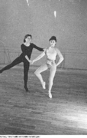 Dresden, Palucca Schule Dresden, Tanztraining mit Gret Palucca, 1958