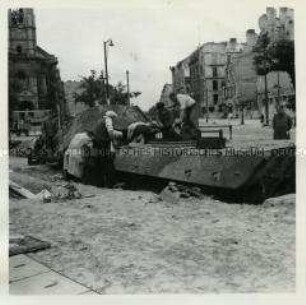 Panzer auf dem Berliner Weddingplatz