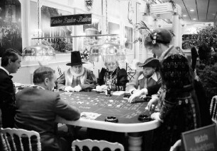 Berlin: ITB; Roulette-Spieltisch Baden-Baden; mit Trachten