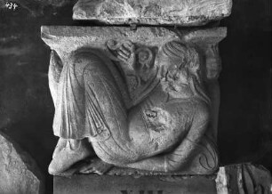 Relief, vermutlich von einem Strebepfeiler des Domes