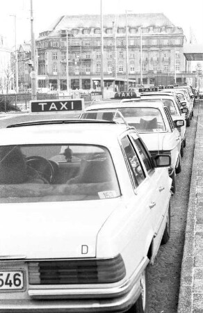 BNN-Leserbrief zum Taxi-Betrieb vor dem Karlsruher Hauptbahnhof