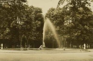 Schwetzingen, Schlosspark, Arion-Fontäne
