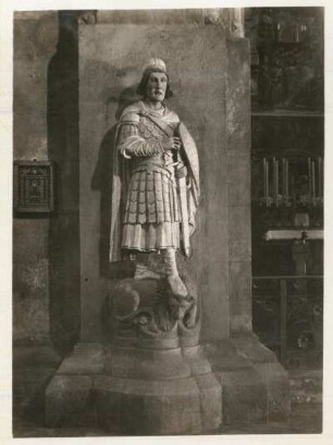Abraham als Ritter : Statue in der Stiftskirche des Klosters Wechselburg