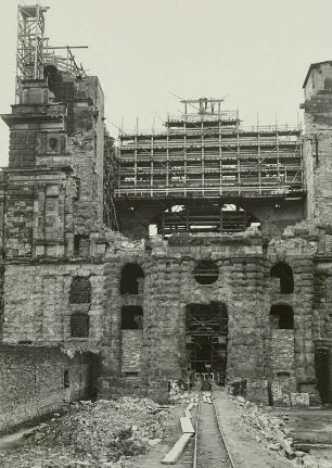 Dresden, Semperoper, Gerüst, 1953