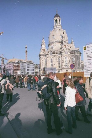 Dresden. Einweihung der Frauenkirche mit Festgottesdienst am 30.10.2005