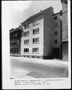 Mehrfamilienhaus
