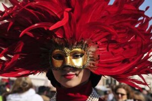Karneval in Venedig : Aufgenommen am Karnevaldienstag, dem 21. Februar 2012, am Markusplatz in Venedig