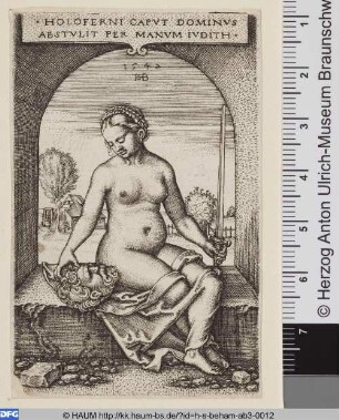 Judith sitzend