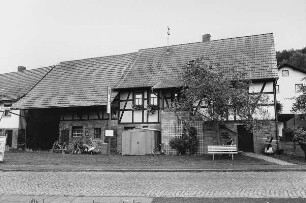 Hofanlage; Biebergemünd, Dorfstraße 1, Dorfstraße 3
