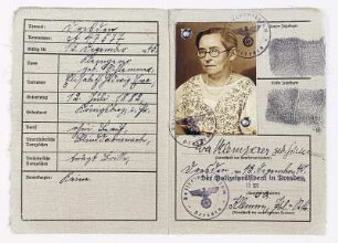 Kennkarte für Eva Klemperer geb. Schlemmer vom 13.12.1940. Innenseiten mit Paßbild