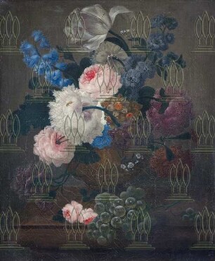 Blumenstück mit Weintrauben