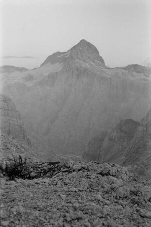 Felsmassiv : Felsmassiv in den Alpen.