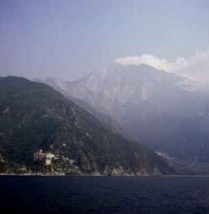 Griechenland, Athos, Kloster Dionysiou an der Westküste und der Heilige Berg Athos