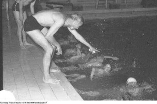 Schwimmkurse, Juli 1951