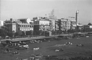 Kai von Port Said : Blick auf den Kai von Port Said, rechts der Leuchturm.