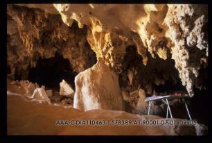 Djara 90/1 Bildfeld A in der Höhle