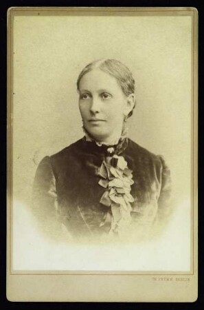 Siemens, Antonie