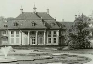 Wasserpalais, Gartenseite, Mittelbau