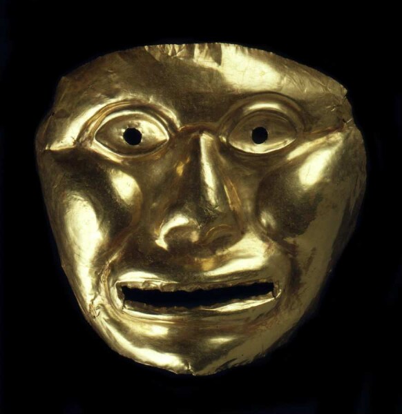 Totenmaske aus Goldblech