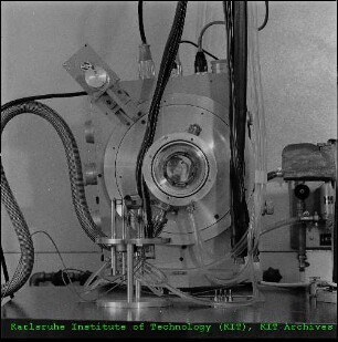Detailaufnahme der Hochtemperatur-Goniometerkammer des Instituts für Material - und Festkörperforschung (IMF)