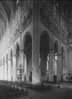 Amiens, Kathedrale, Mittelschiff und Nordquerschiff