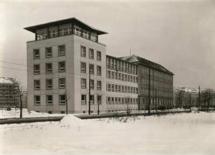 Dresden. Bürogebäude der Deutschen Reichsbahn