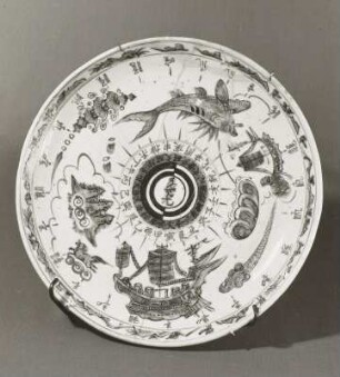 Flache Schale, "Swatow-Ware" mit Inschrift, Fischen und Schiffen