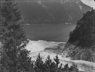 Am See : Wasserriss am Schuttkegel am Achensee