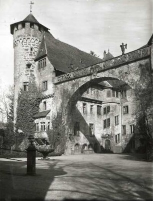 Michelstadt, Schloss Fürstenau : Michelstadt-Steinbach. Schloß Fürstenau. Ansicht von Südwesten mit Galeriebogen