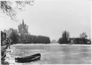 Zugefrorene Lahn, Wehr Limburg