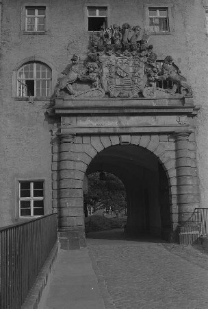 Torgau. Schloss Hartenfels, Portal des Westflügels