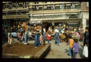 Diapositiv: Dresdener Str. 12, 1982
