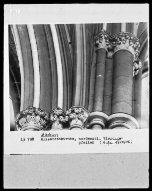 Nordwestlicher Vierungspfeiler —
