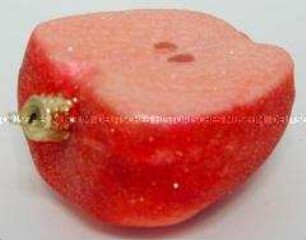 Apfel, halbiert, rot
