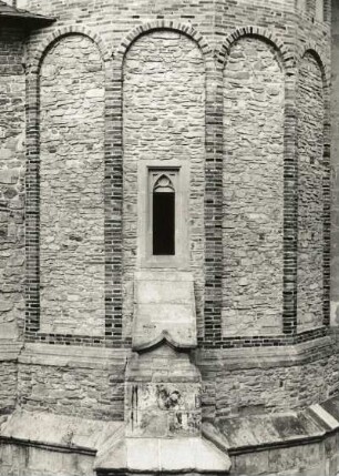Neamt, Rumänien. Klosterkirche (1497), Apsis. Teilansicht mit Fensteröffnung