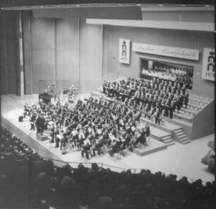 Konzertante Aufführung des "Parsifal" von Richard Wagner mit Solisten, Dresdner Philharmonie und Philharmonischem Chor Dresden unter Leitung von Herbert Kegel im Rahmen der Dresdner Musikfestspiele. Kulturpalast Dresden, 19.05.1979