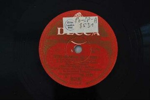 Fêtes galantes, set 2, part 1 : Les ingénus (Youthful lovers); Le faune (The dancing faun) / (Debussy; Verlaine)