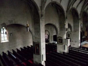 Langhaus Innen-Ansicht nach Norden mit Ausstattung in Übersicht