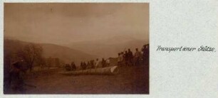 Foto des Transports einer Stütze für die Drahtseilbahn bei Schnierlach (Lapoutroie)