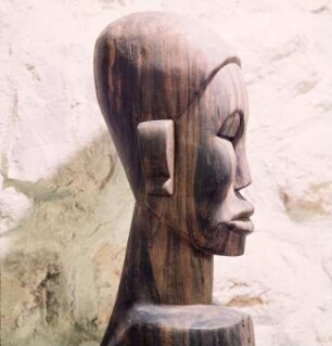 The boy Kumansenu : Ghana. Skulptur des Künstlers Dr. Oku Ampofo