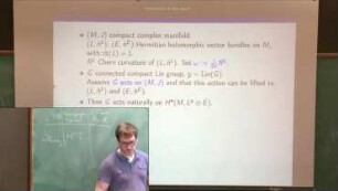 G-invariant holomorphic Morse inequalities