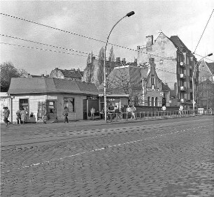 Imbiß-Ecke Prenzlauer Allee : Prenzlauer Allee Ecke Ahlbecker Straße