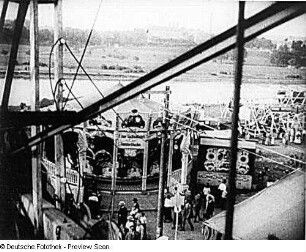 Szene aus dem Dokumentarfilm "Dresden - eine Stätte der Kultur und der Arbeit": Vogelwiese