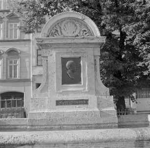 Fürst-Bismarck-Brunnen
